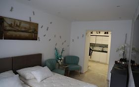 Love Nest Apartment